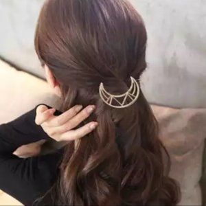 3/$30 Geometric Moon Hair Clip